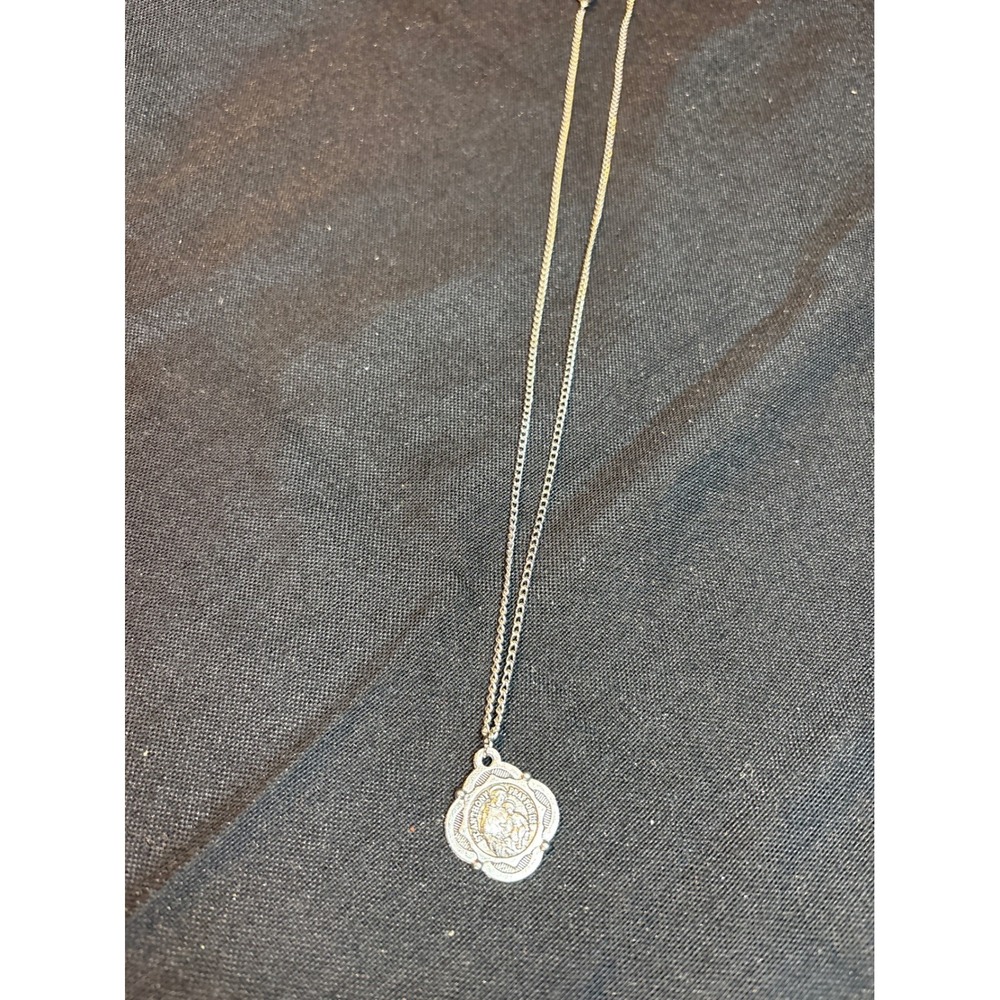 Religious Necklaces Holy Medals Charms Pendants Gold Tone Silver Tone Rose - Picture 5 of 5